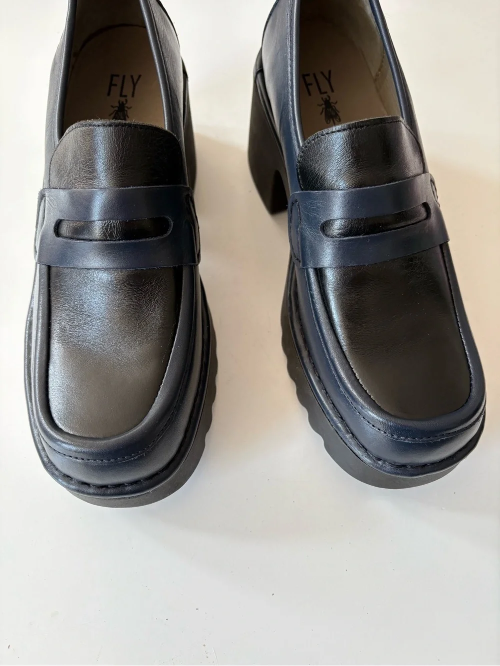 Fly London‎ || Muly Chunky Heeled Penny Loafer Two Tone Black Navy 40